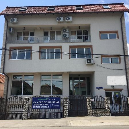Cazare Hofmann Arad Exteriör bild